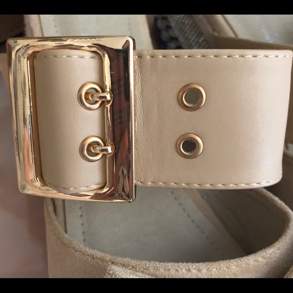 ‘Peyton’ Platforms NWOT - Embellished Slides Sz 5 - Picture 8 of 8